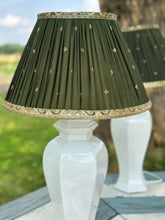 Load image into Gallery viewer, 42cm Pleated Sari Forest Green Lampshade
