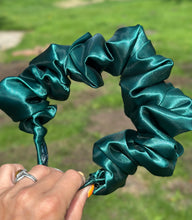 Load image into Gallery viewer, Satin Scrunchie Headband - Forest Green