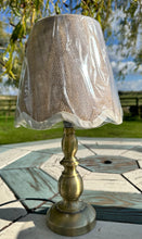 Load image into Gallery viewer, 21cm Scallop Lampshade Ivory