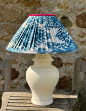 Load image into Gallery viewer, 46cm Pleated Blue & White Ikat Lampshade