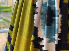 Load image into Gallery viewer, 25cm Pleated Golden Ilat Silk Lampshade