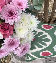 Load image into Gallery viewer, Green & Pink Lumbar Cotton Ikat