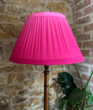 Load image into Gallery viewer, 51cm Ombré Pleated Pink Pashmina Lampshade
