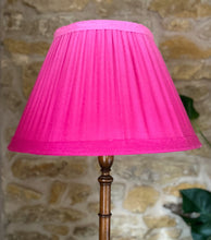 Load image into Gallery viewer, 51cm Ombré Pleated Pink Pashmina Lampshade
