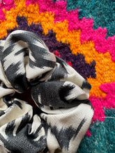 Load image into Gallery viewer, Black &amp; White Silk Ikat Scrunchie
