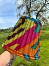 Load image into Gallery viewer, 30cm Pleated Ikat Silk Lampshade - Multicolour
