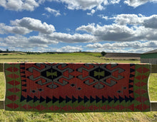 Load image into Gallery viewer, Kilim Rug - Handwoven 154cm x 84cm
