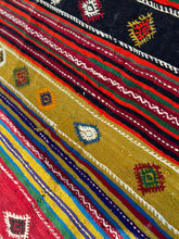 Load image into Gallery viewer, Extra Large Kilim Rug - Handwoven 314cm x 184cm
