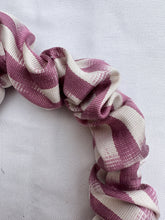 Load image into Gallery viewer, Ikat Silk Scrunchie Headband - Purple &amp; White

