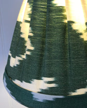Load image into Gallery viewer, 21cm Pleated Lampshade Green Ikat

