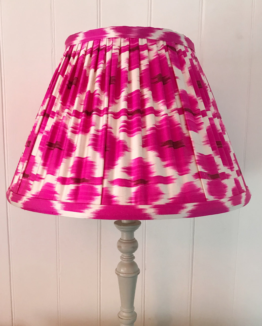46cm Pleated Pink Ikat Lampshade - Hot Pink & White